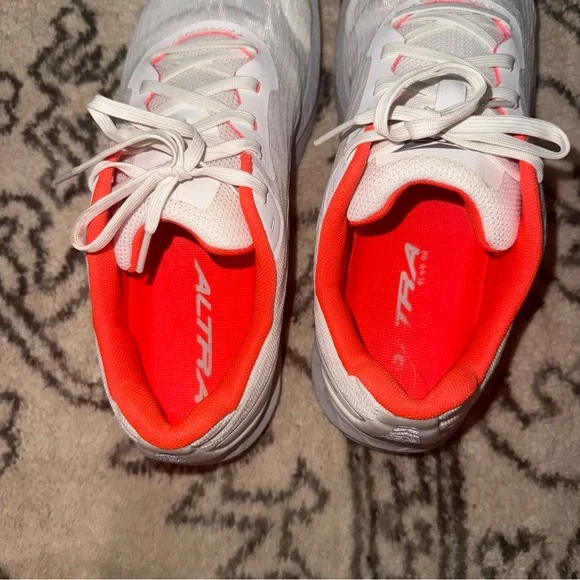 Altra Rivera - Picture 4 of 6